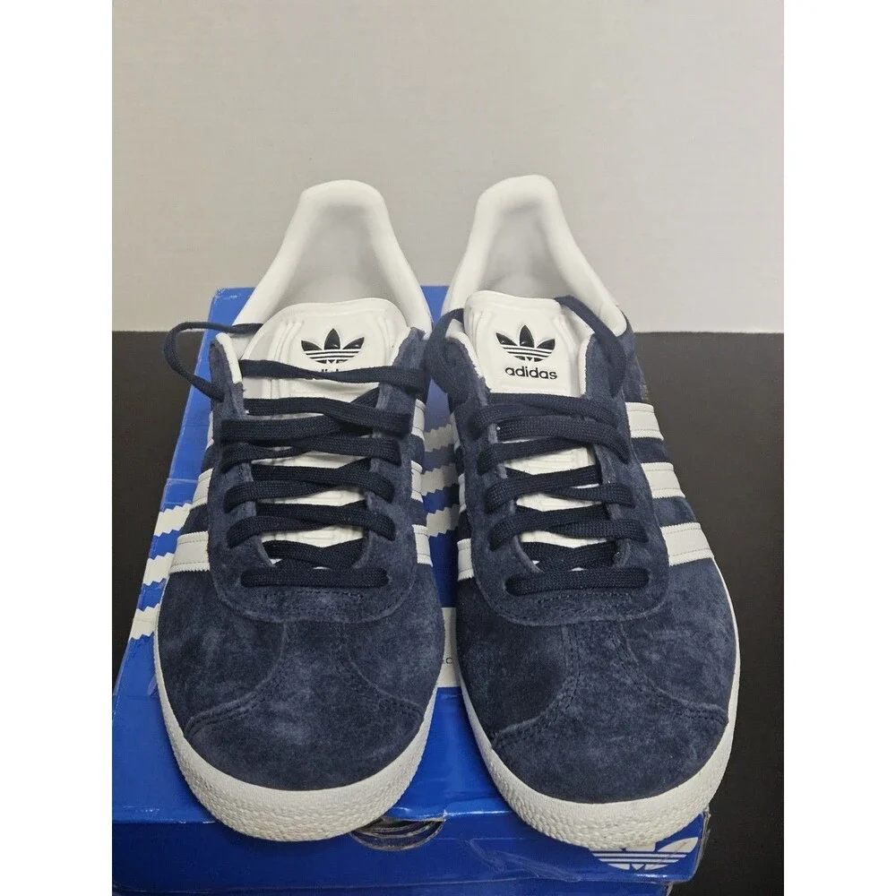 Size 8.5 - adidas Gazelle Navy - BB5478